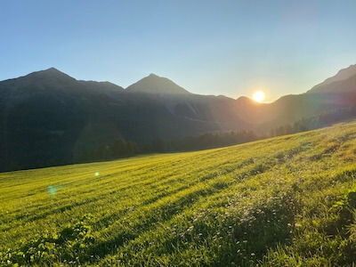 Chasa Sassalba B&B Sonnenuntergang Ofenpass